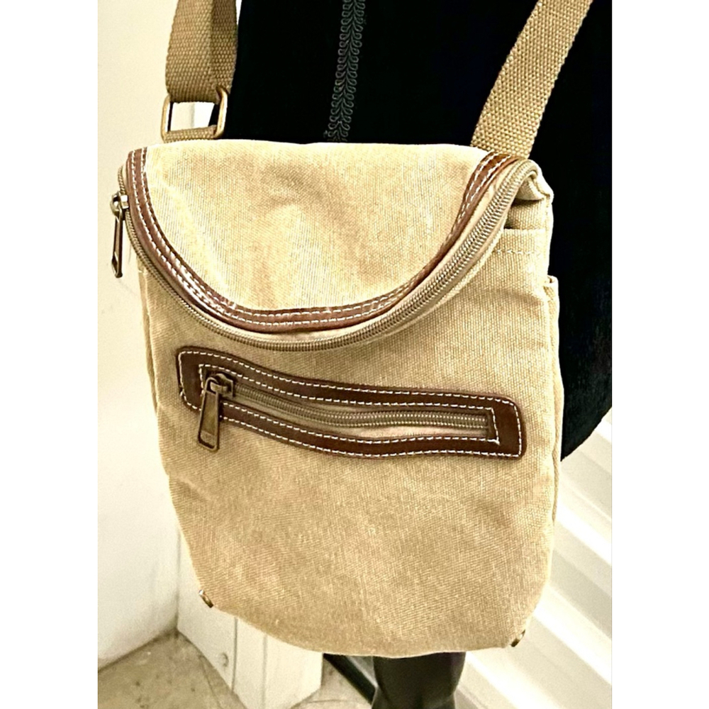 CargoIT stonewashed canvas crossbody bag with genuine leather trim
